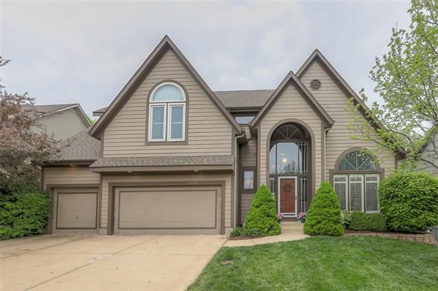 14336 Bond St, Overland Park, KS 66221