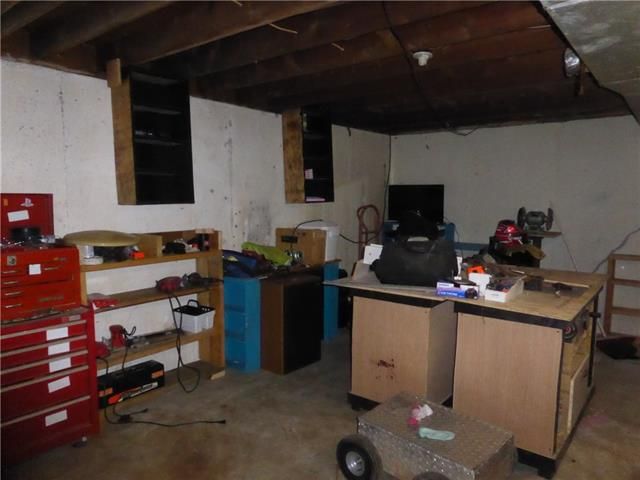 18505 E 5th St, Independence, MO 64056