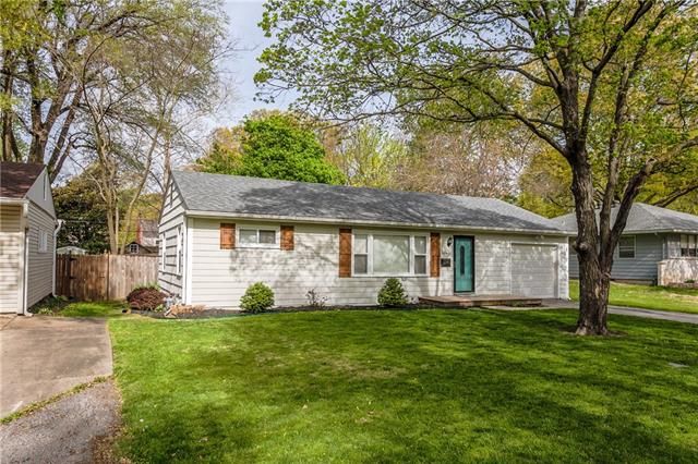 8040 Madison Ave, Kansas City, MO 64114