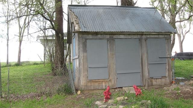 1440 Thomas Rd, Ottawa, KS 66067
