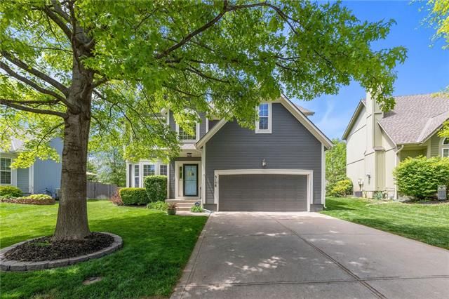 5158 Roundtree St, Shawnee, KS 66226