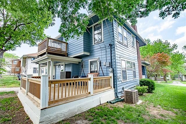 5030 Forest Ave, Kansas City, MO 64110