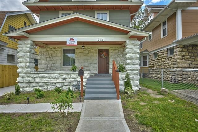 2621 E 27th St, Kansas City, MO 64127