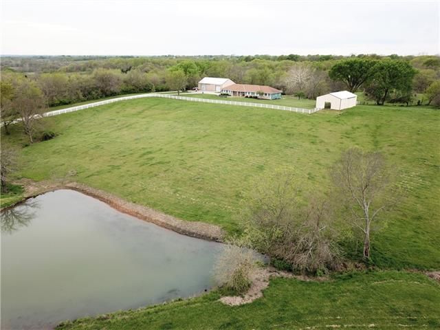 18416 Cameron Rd, Kearney, MO 64060