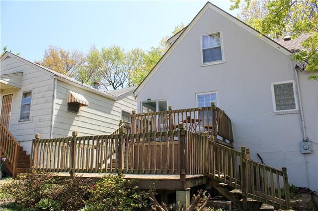 818 E 72nd St, Kansas City, MO 64131