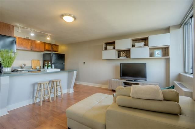 600 E 8th St #10E, Kansas City, MO 64106