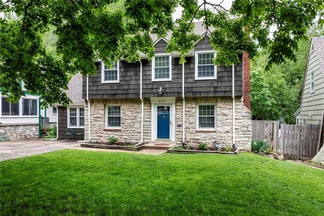 6529 Charlotte St, Kansas City, MO 64131