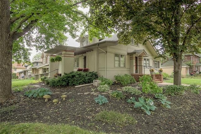 6125 Wornall Rd, Kansas City, MO 64113