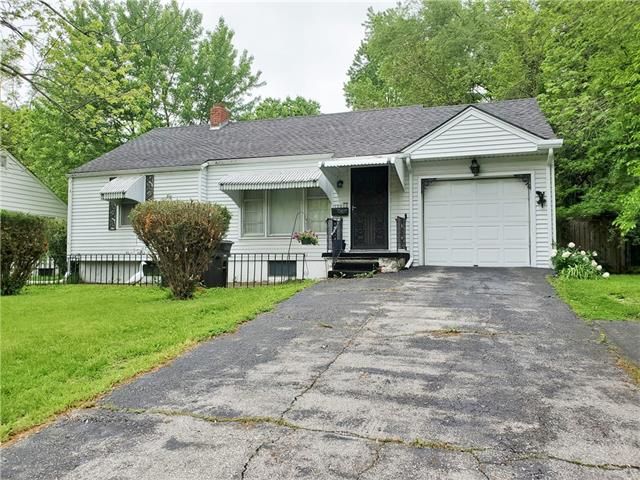 10808 E 59th St, Raytown, MO 64133
