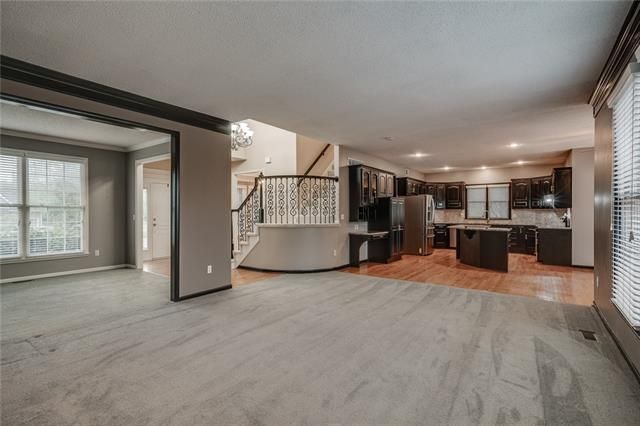 14626 Hemlock St, Overland Park, KS 66223
