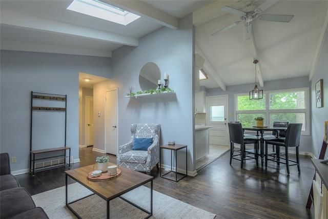 6817 W 78th Ter, Overland Park, KS 66204