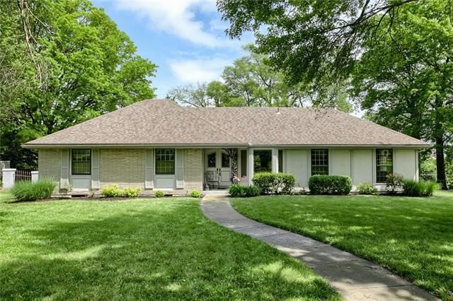 16 NE 47th St, Kansas City, MO 64116