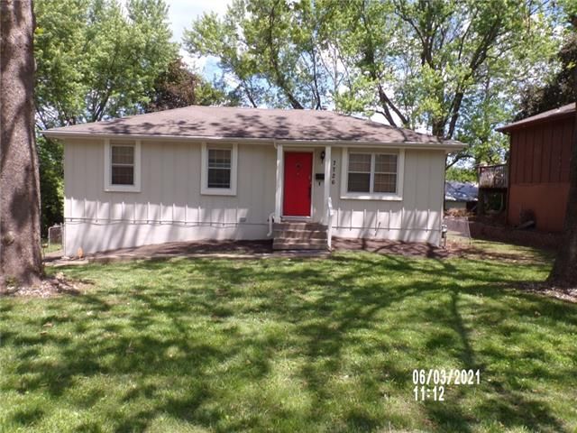 7726 E 103rd Ter, Kansas City, MO 64134