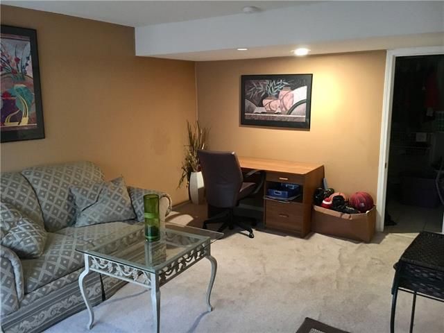 3733 N Monroe Ave, Kansas City, MO 64117