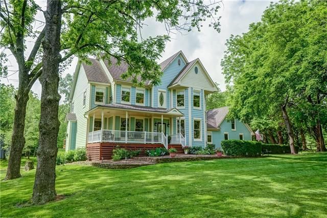 5207 SW Raintree Pw, Lee's Summit, MO 64082
