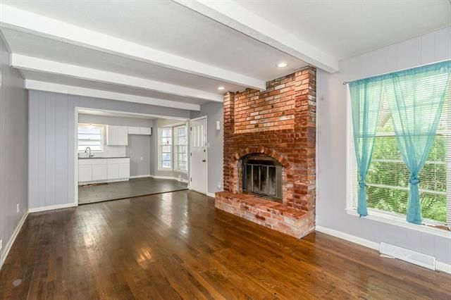 12825 Crystal Ave, Grandview, MO 64030