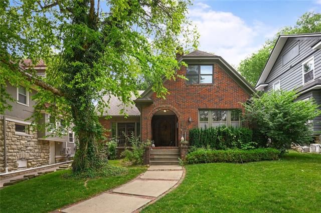 5422 Baltimore Ave, Kansas City, MO 64112