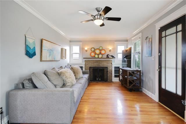 232 W 73rd Ter, Kansas City, MO 64114