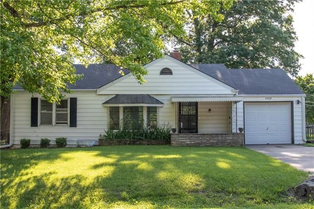 4402 Moats Dr, Kansas City, MO 64133