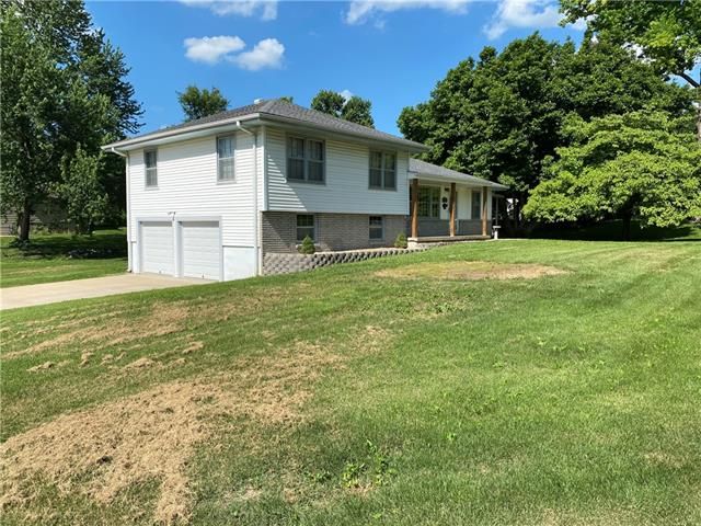 11700 E 48th Ter, Kansas City, MO 64133