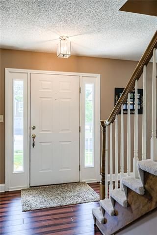 7516 N Oakland Ave, Kansas City, MO 64158