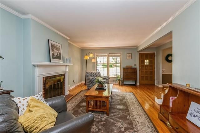 412 E 80th Ter, Kansas City, MO 64131