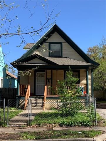 2904 E 33rd St, Kansas City, MO 64128