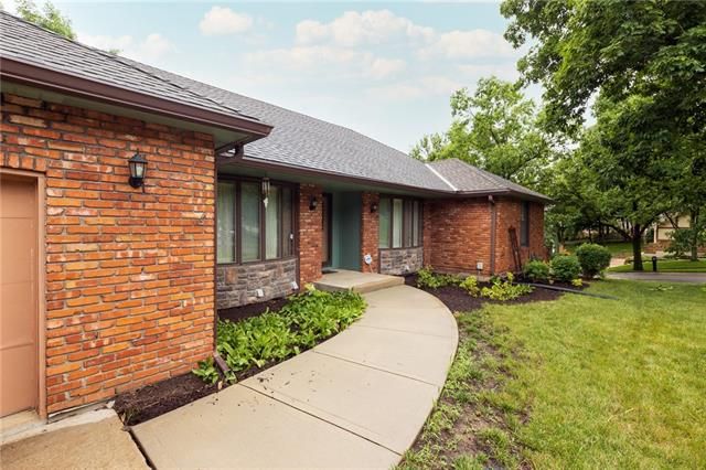 12501 E 65th Ct, Kansas City, MO 64133