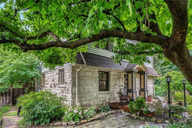 3400 W Coleman Rd, Kansas City, MO 64111