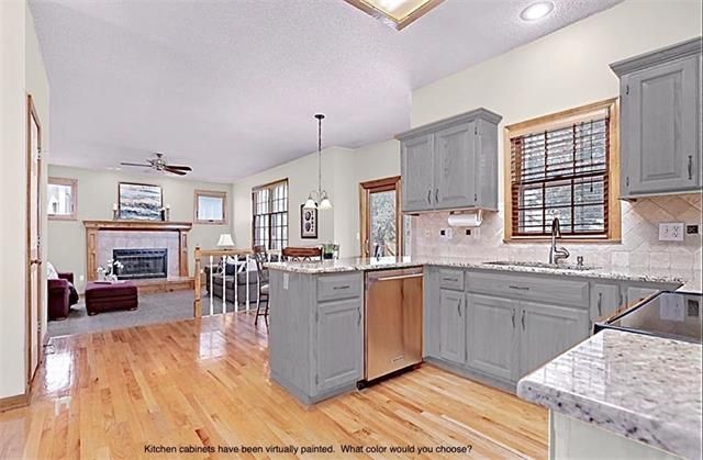 12713 Eby St, Overland Park, KS 66213