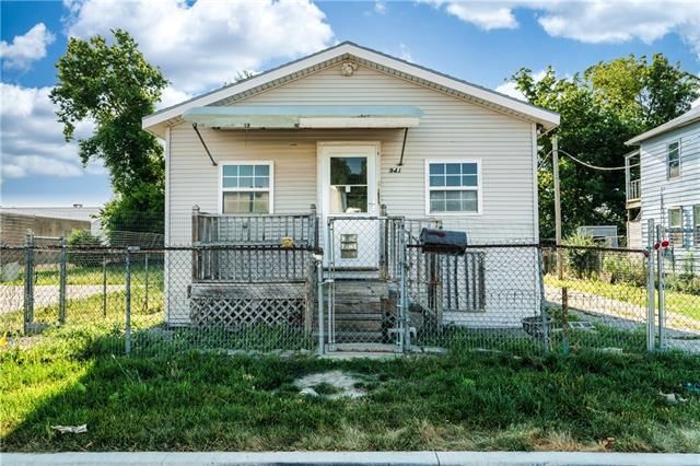 941 N Monroe Ave, Kansas City, MO 64120