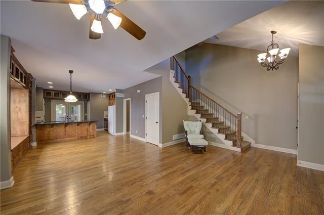9010 NE 80th St, Kansas City, MO 64158