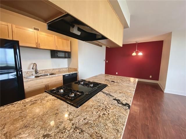 600 E 8th St #6H, Kansas City, MO 64106