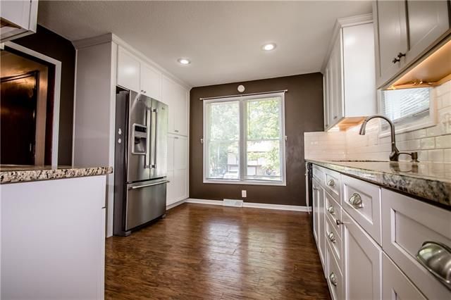825 E Northview St, Olathe, KS 66061