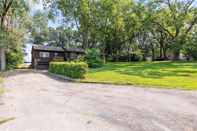6714 E 66th St, Kansas City, MO 64133