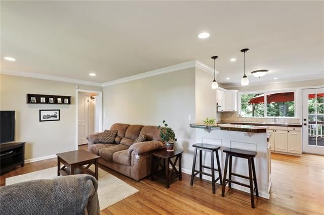 7706 Washington St, Kansas City, MO 64114