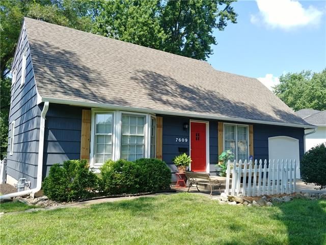 7609 E 93rd St, Kansas City, MO 64138