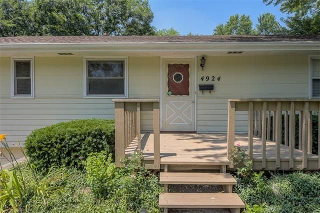 4924 Appleton Ave, Kansas City, MO 64133