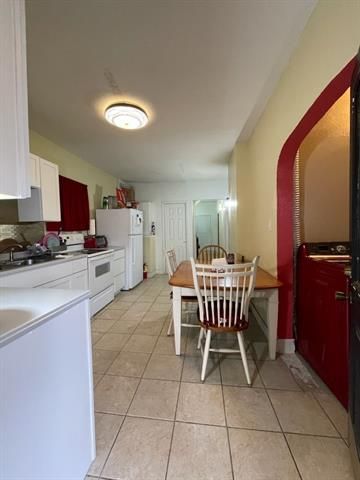 3225 Roberts St, Kansas City, MO 64124