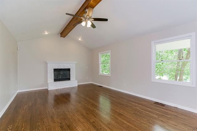 1306 E 118th St, Kansas City, MO 64131
