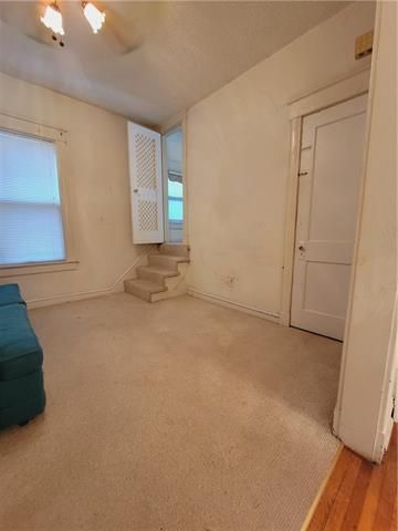 806 E 41 St, Kansas City, MO 64110