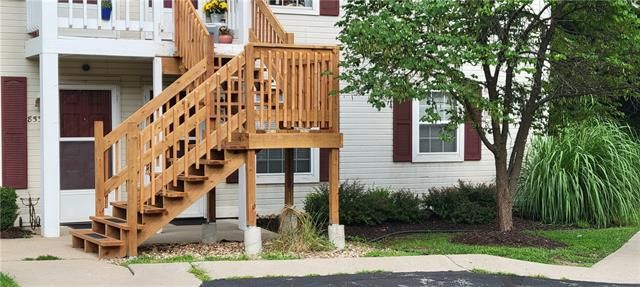 8535 N Main St, Kansas City, MO 64155