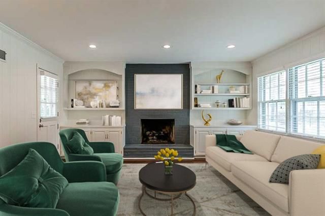 3100 W 103rd Ter, Leawood, KS 66206