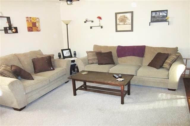 9310 Everett Ave, Kansas City, KS 66112