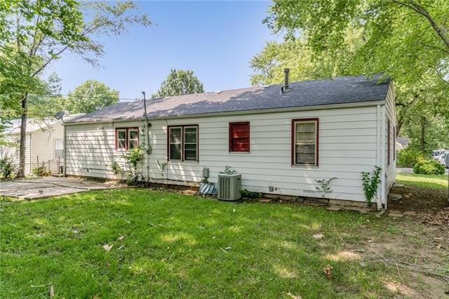 6005 E 99th Ter, Kansas City, MO 64134