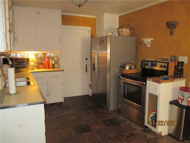 11117 E 56 Ter, Raytown, MO 64133