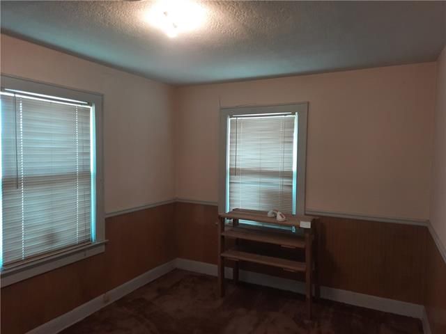 3710 Bennington Ave, Kansas City, MO 64129