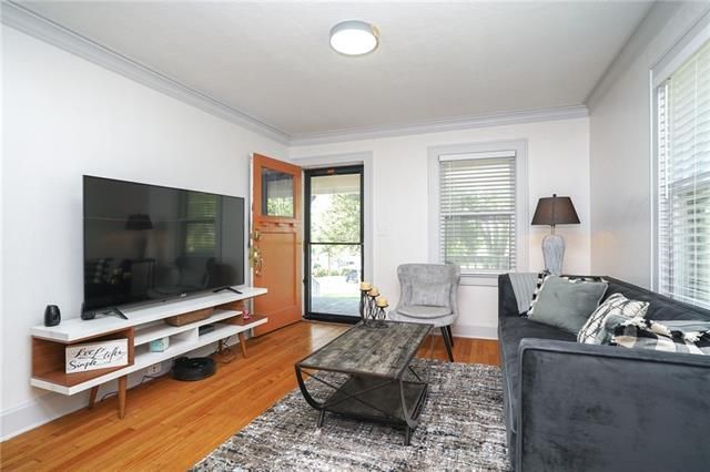 12 E 91st Ter, Kansas City, MO 64114