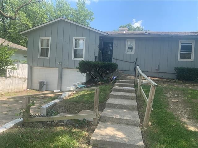 5259 Spruce Ave, Kansas City, MO 64130