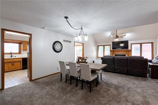 1000 NE 85th Ter, Kansas City, MO 64155